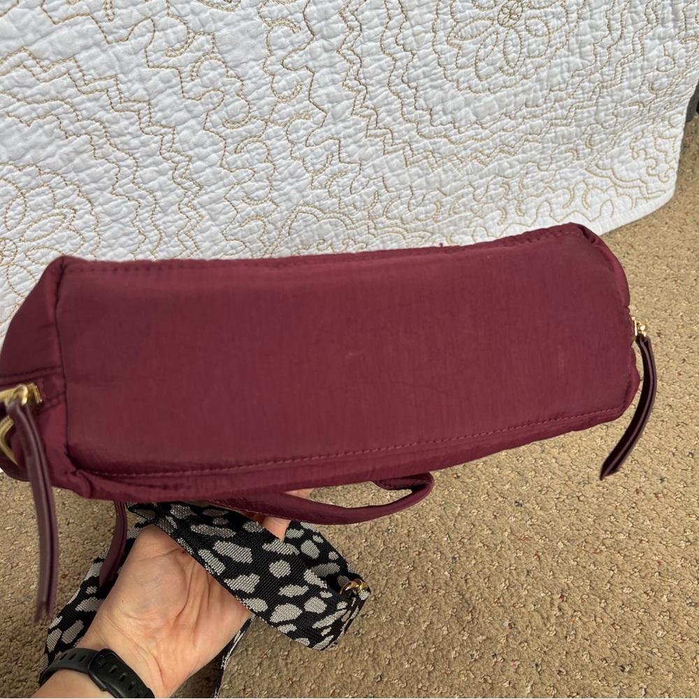 Stella & Dot Zip It Crossbody-Oxblood Burgundy - Picture 9 of 15